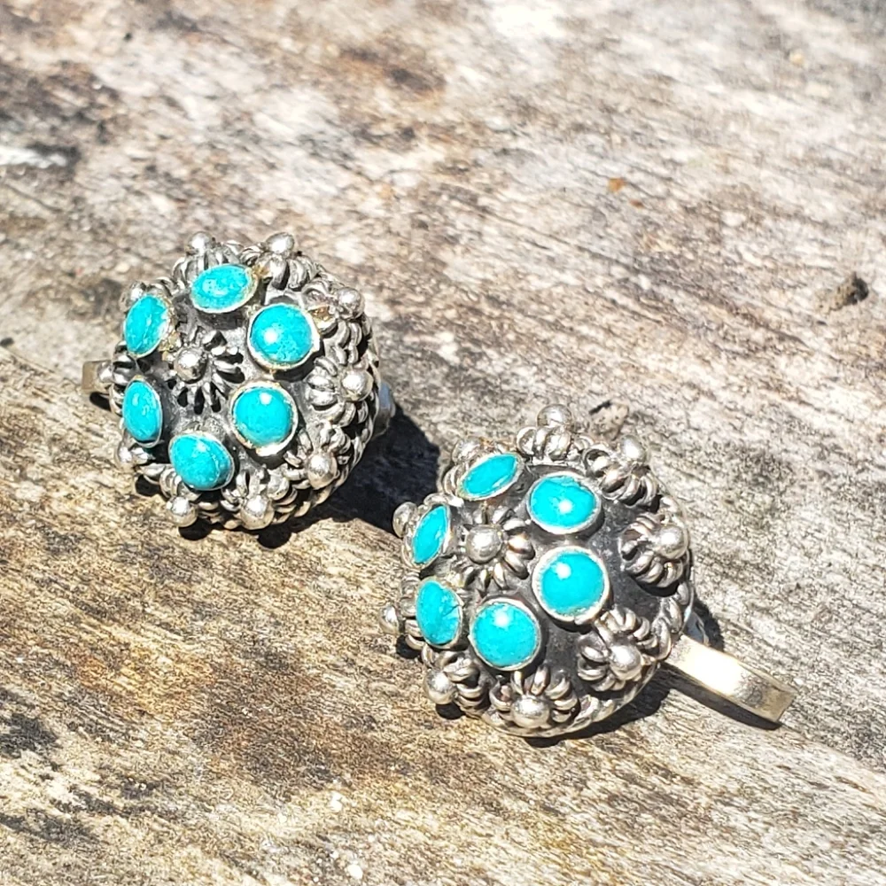 Vintage Native American Or Mexican Turquoise Sterling Silver Screwback Earrings - Picture 10 of 16